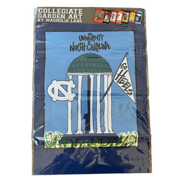 Magnolia Lane University of North Carolina Garden Flag Dorm Wall Decor 12x18 - Picture 1 of 3